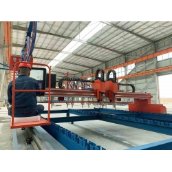 HGZ-4000火焰多頭直條切割機(jī)